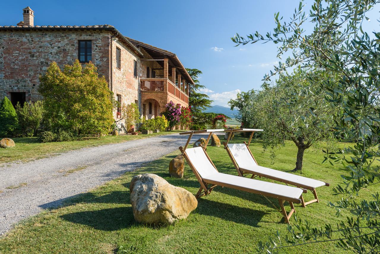 Agriturismo Casapicchiata Villa ปีเอนซา ภายนอก รูปภาพ