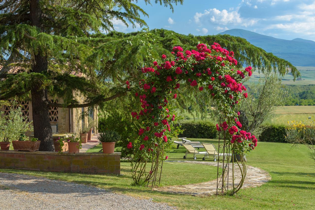 Agriturismo Casapicchiata Villa ปีเอนซา ภายนอก รูปภาพ